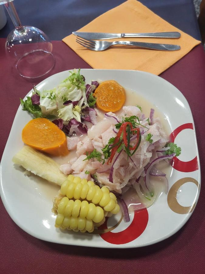 Alberg Restaurant Bellavista Santa Pau Eksteriør bilde