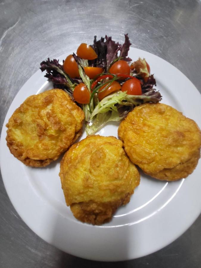 Alberg Restaurant Bellavista Santa Pau Eksteriør bilde